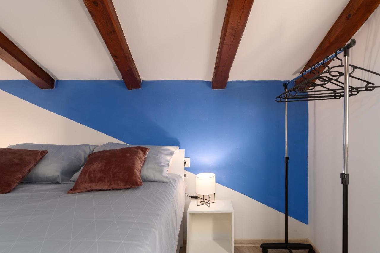 Relax In 2 Bedroom App In Old Town W/Ac And Wifi Ровинь Экстерьер фото
