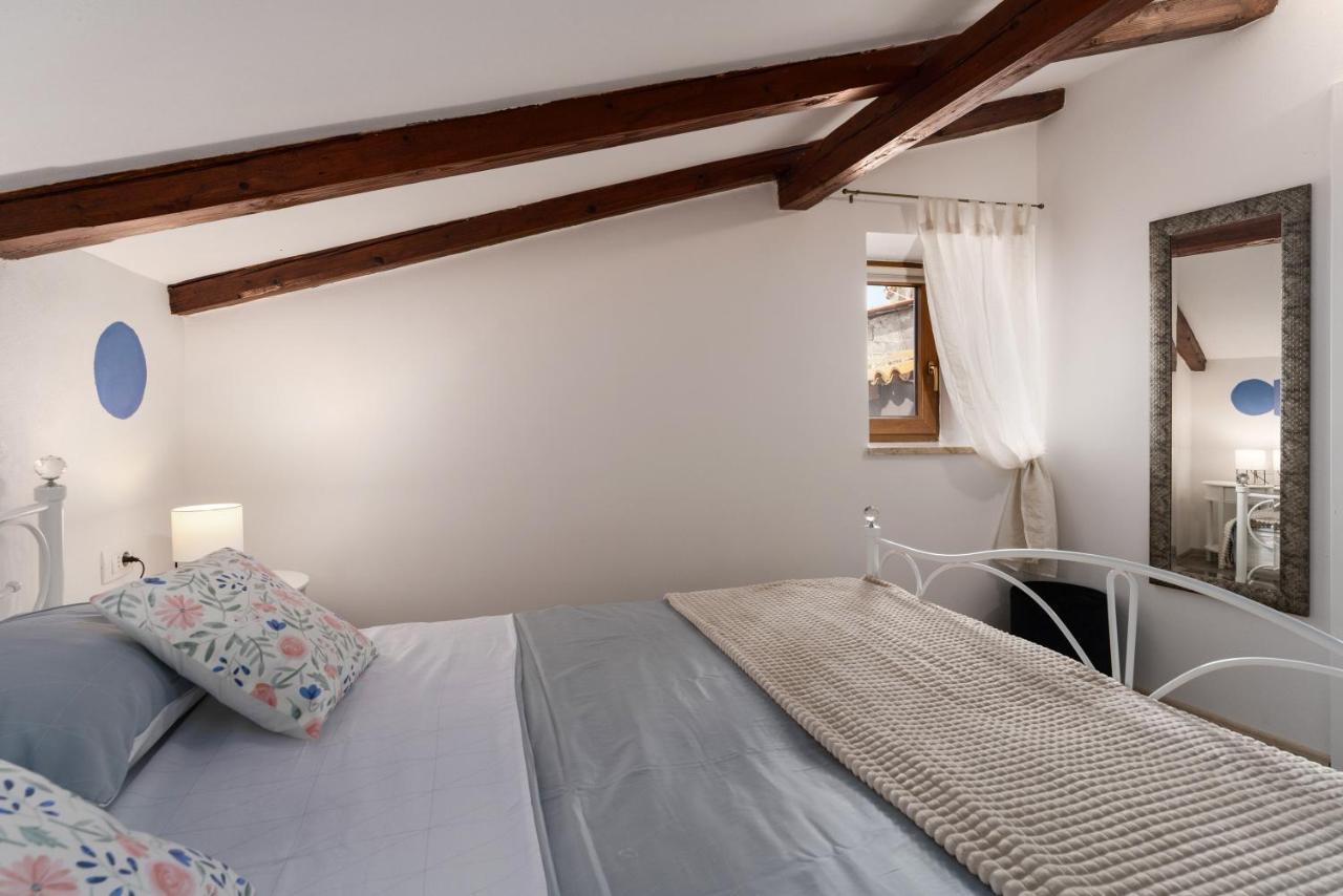Relax In 2 Bedroom App In Old Town W/Ac And Wifi Ровинь Экстерьер фото